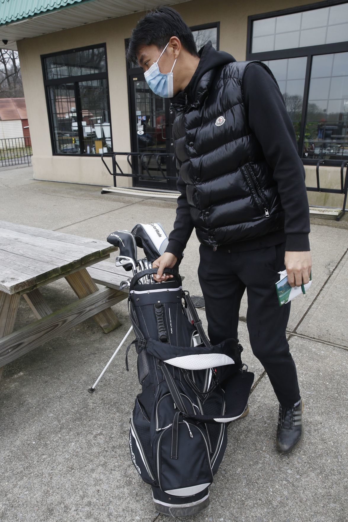 Virus Outbreak Hitting the Links